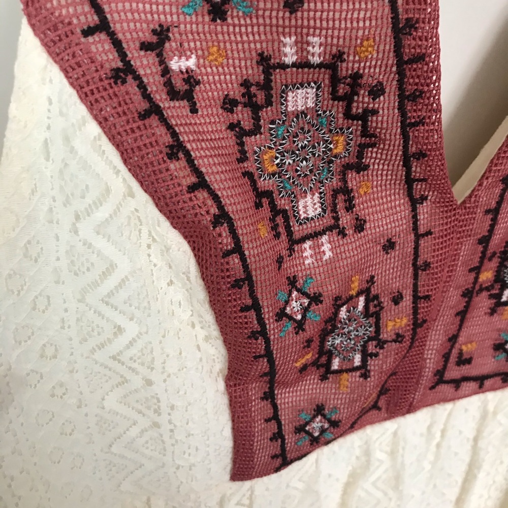 Dress - Picture 3 of 3